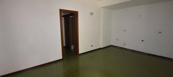 2 rooms Apartment in Sassari, Italy No. 33769 9