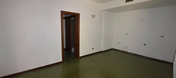 2 rooms Apartment in Sassari, Italy No. 33769 4