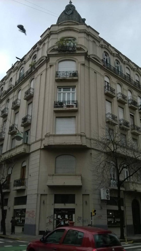 5 bedrooms Apartment in Buenos Aires, Argentina No. 65931