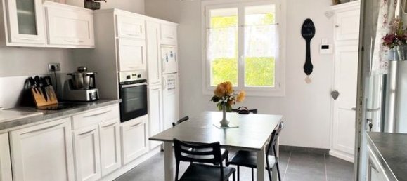 3 bedrooms House in Bressols, France No. 363925 5