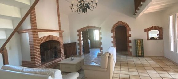 3 bedrooms House in Bressols, France No. 363925 7