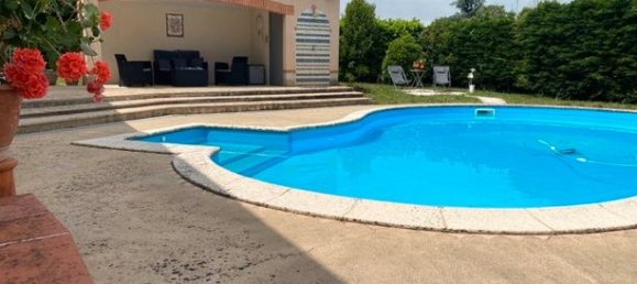 3 bedrooms House in Bressols, France No. 363925 3