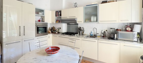 6 rooms Apartment in Florence, Italy No. 190434 7