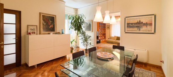 6 rooms Apartment in Florence, Italy No. 190434 2