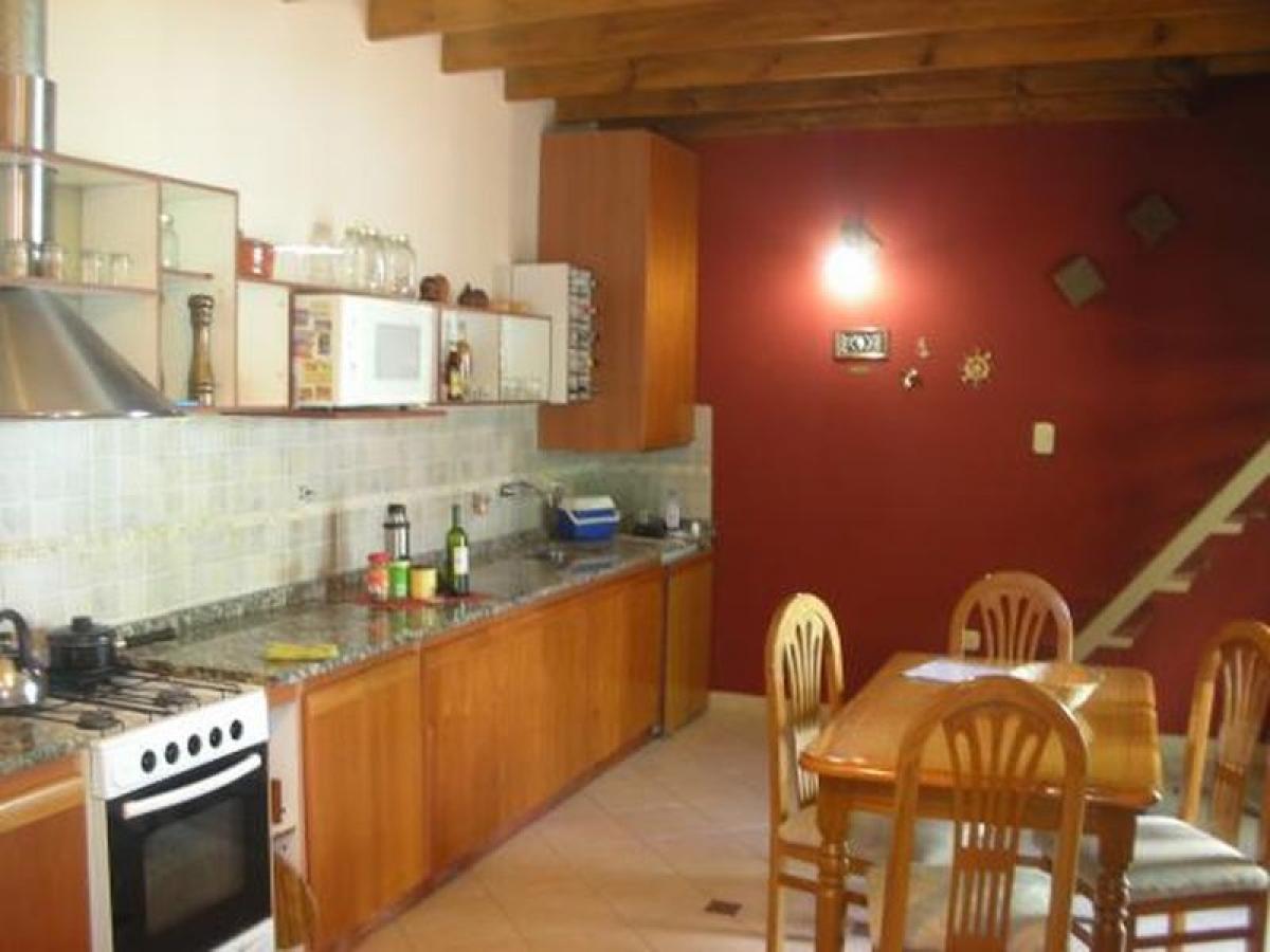 Casa T3 em Moron, Argentina N.º 10832