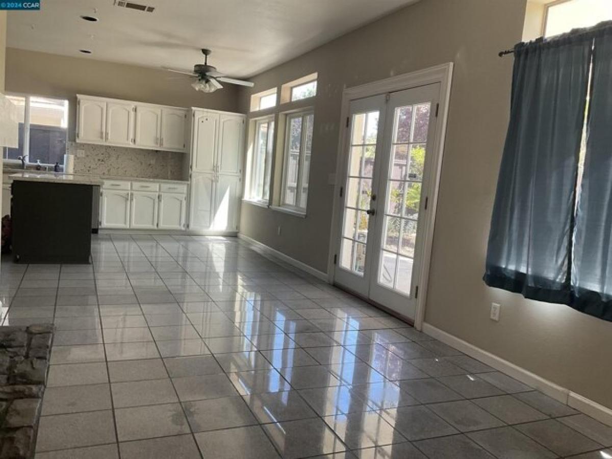 5 Schlafzimmer Haus in Antioch, USA, Nr. 386565