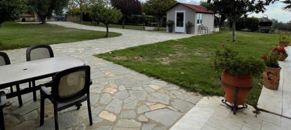 5 Schlafzimmer Gewerbliche Immobilie in Epanomi, Greece, Nr. 3555 5