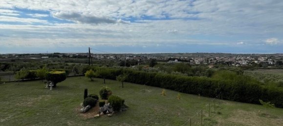 5 Schlafzimmer Gewerbliche Immobilie in Epanomi, Greece, Nr. 3555 23