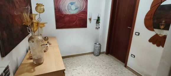 Apartamento de 5 dormitorios en San Giorgio a Cremano, Italy No. 120539 11