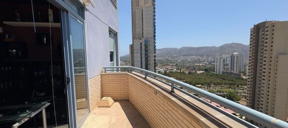 3 bedrooms Apartment in Benidorm, Spain No. 151776 3