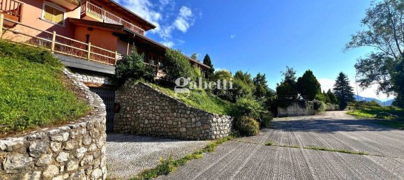 5 rooms Building in Bleggio Superiore, Italy No. 269607 3