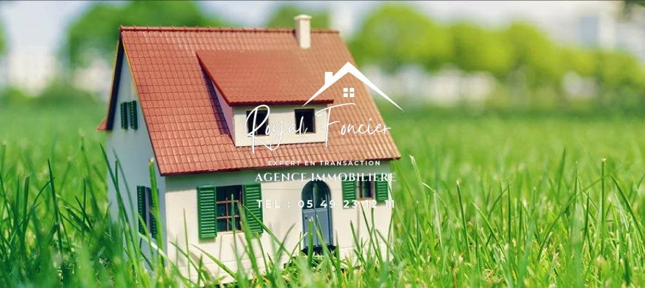 Grundstück in Loches, France 811m², Nr. 78783