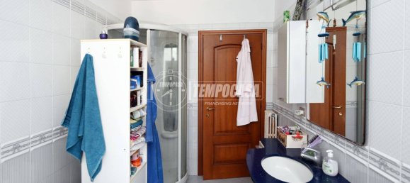 2 bedrooms Apartment in Venaria Reale, Italy No. 264438 17