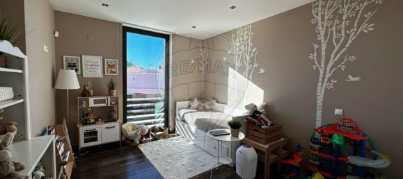 4 bedrooms House in Montenegro, Portugal No. 27291 7