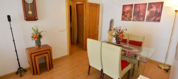 Apartamento de 3 dormitorios en Málaga, Spain No. 185723 4