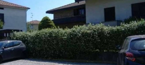 4 rooms Apartment in Gallarate, Italy No. 372432 2