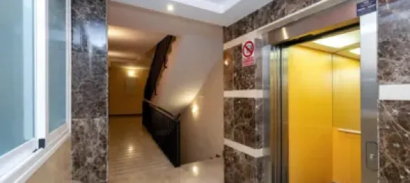 Квартира с 2 спальнями в Гранада, Испания № 176333 3