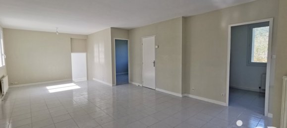 2 bedrooms House in Oulches, France No. 222782 3