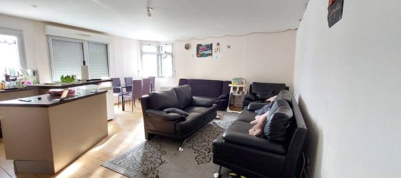 3 bedrooms Apartment in Montargis, France No. 78511 2