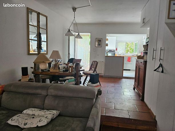 2 bedrooms House in Saint-Maximin-la-Sainte-Baume, France No. 288647