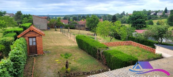 4 Schlafzimmer Haus in Chateaumeillant, France, Nr. 75390 4