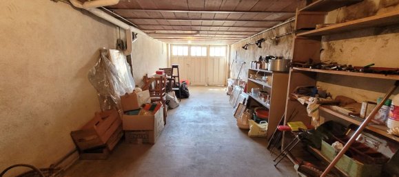 4 Schlafzimmer Haus in Chateaumeillant, France, Nr. 75390 18