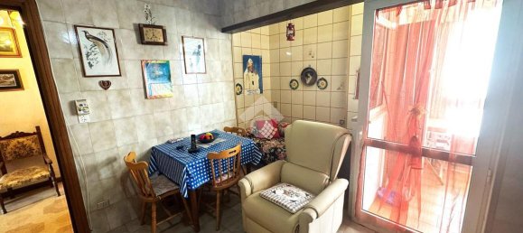 Apartamento de 4 habitaciónes en Foggia, Italy No. 173000 6