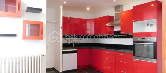 2 Schlafzimmer Stadthaus in Checy, France, Nr. 155294 3