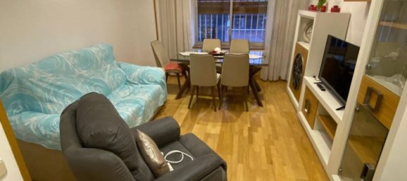 Apartamento de 3 dormitorios en Madrid, Spain No. 171792 9