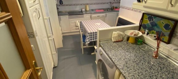 Apartamento de 3 dormitorios en Madrid, Spain No. 171792 6