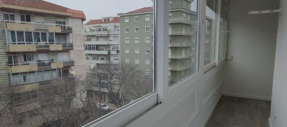 1 bedroom Apartment in Lisbon, Portugal No. 151997 9