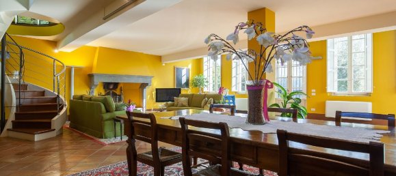 4 bedrooms Villa in Lucca, Italy No. 229143 11