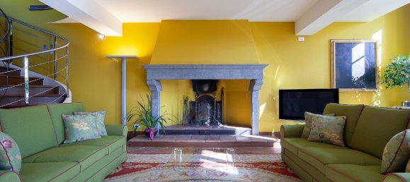 4 bedrooms Villa in Lucca, Italy No. 229143 7