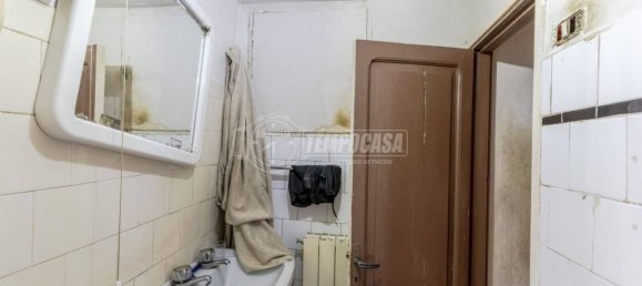 2 Schlafzimmer Haus in Monte San Giusto, Italy, Nr. 87116 7