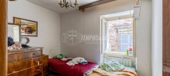 2 Schlafzimmer Haus in Monte San Giusto, Italy, Nr. 87116 20