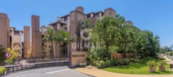 Penthouse T2 em Estepona, Spain N.º 53068 18