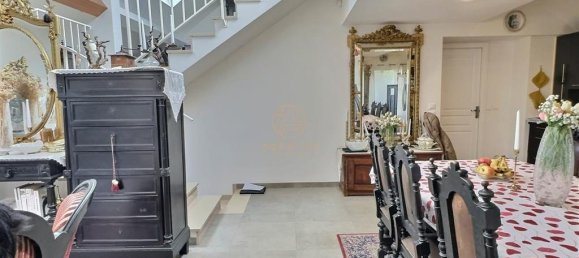 2 bedrooms House in Champigny-sur-Marne, France No. 143643 4