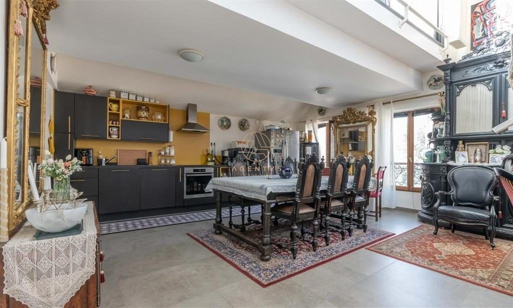 2 bedrooms House in Champigny-sur-Marne, France No. 143643