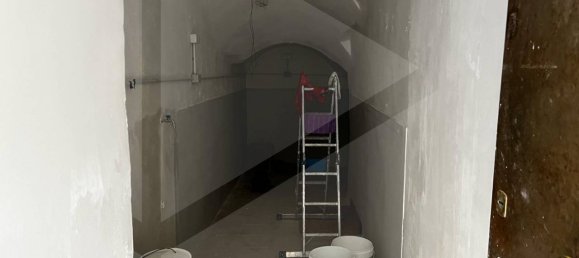 1غرفة مستودع في Naples, Italy رقم 25533 11