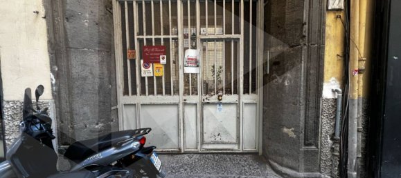 1غرفة مستودع في Naples, Italy رقم 25533 16