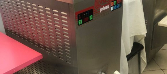 Gewerbliche Immobilie in Brescia, Italy 472m², Nr. 14123 55