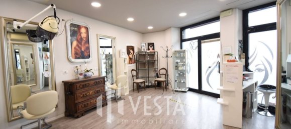 Imóvel comercial em Airuno, Italy 55 m² N.º 312055 4