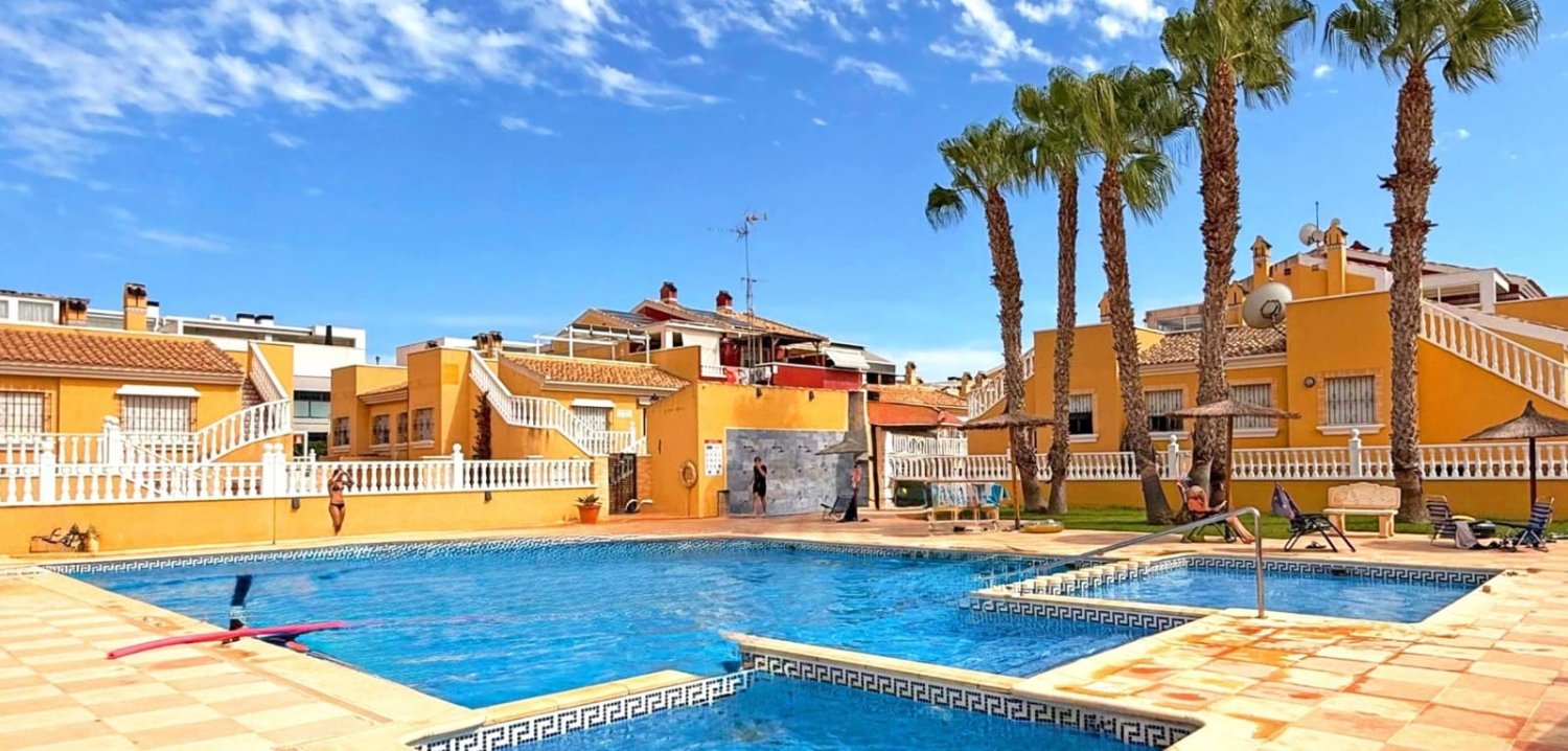 3 bedrooms Townhouse in Torrevieja, Spain No. 182927