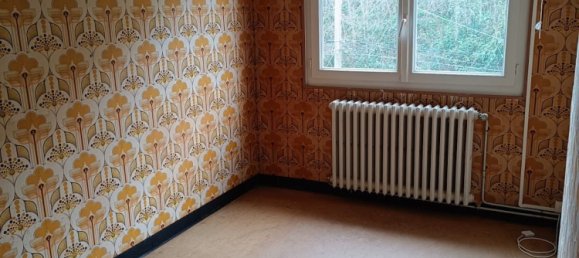 Casa de 2 dormitorios en Vierzon, France No. 155747 4