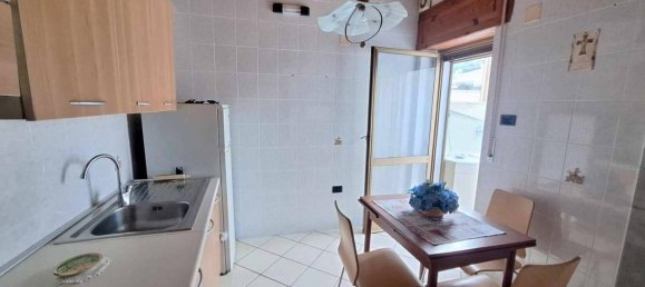 7 rooms Apartment in Vietri sul Mare, Italy No. 33755 4