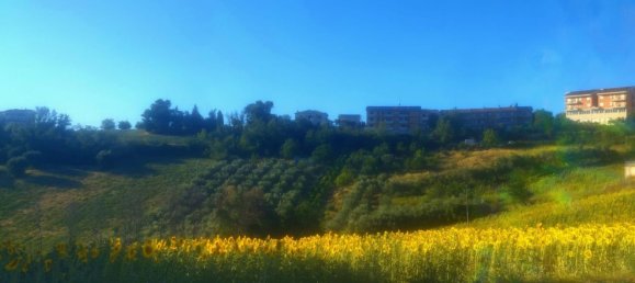 12 bedrooms House in Monte San Giusto, Italy No. 336719 7