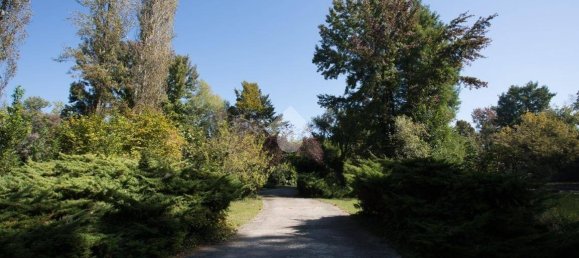 5 Schlafzimmer Villa in Marmirolo, Italy, Nr. 16044 28