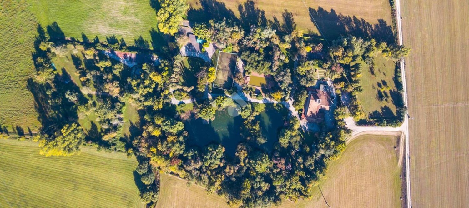 5 Schlafzimmer Villa in Marmirolo, Italy, Nr. 16044