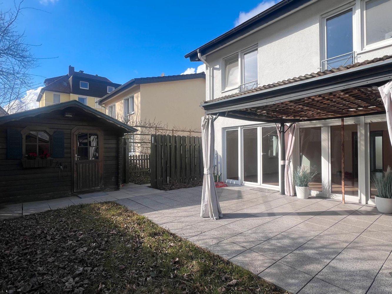 3 bedrooms House in Bielefeld, Germany No. 106608