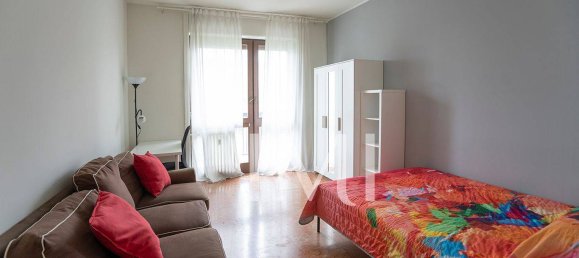 Apartamento de 2 dormitorios en Milan, Italy No. 241364 22